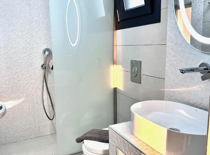 Avant Garde Apartamento Firostefani