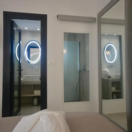 Apartment Avant Garde *