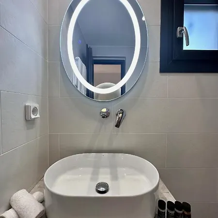 Apartment Avant Garde *