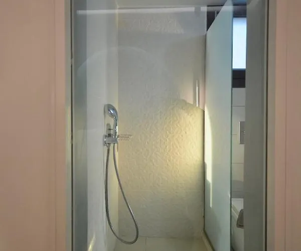 Avant Garde Firostefani